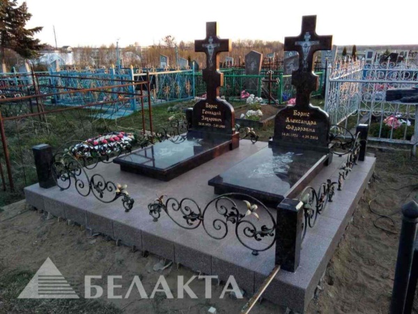 Памятники двойные